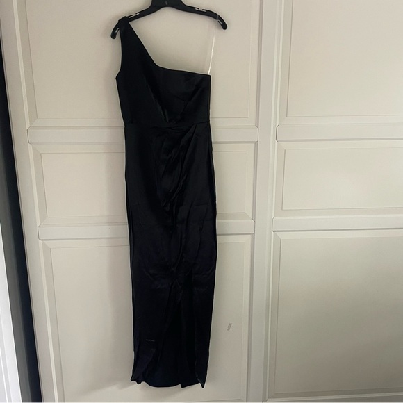 New! Nookie Virtue Black Satin One Shoulder Long Gown Maxi Dress 37680 - Picture 2 of 12